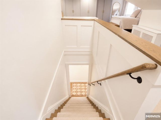 19 Long Avenue, Mahwah, NJ 07430