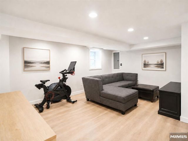 19 Long Avenue, Mahwah, NJ 07430