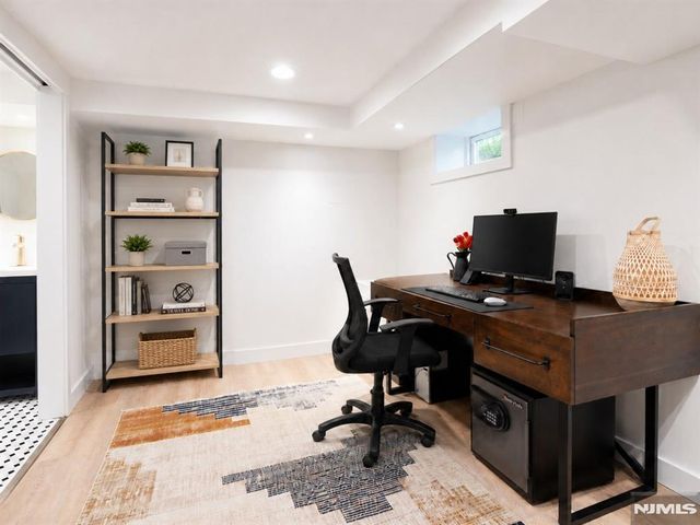 19 Long Avenue, Mahwah, NJ 07430