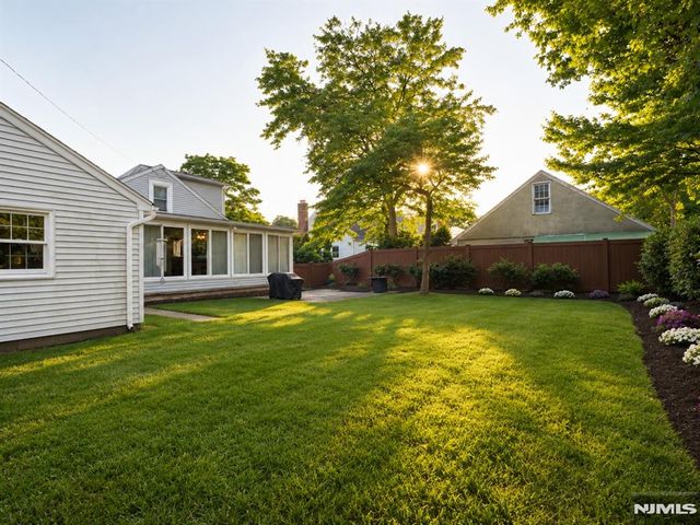 19 Long Avenue, Mahwah, NJ 07430