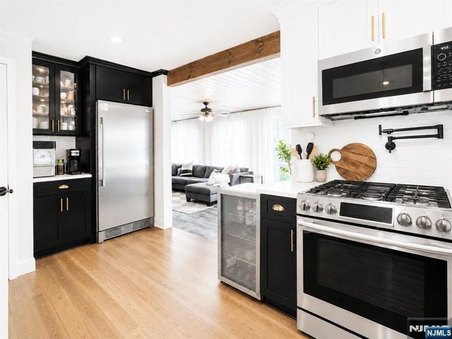19 Long Avenue, Mahwah, NJ 07430