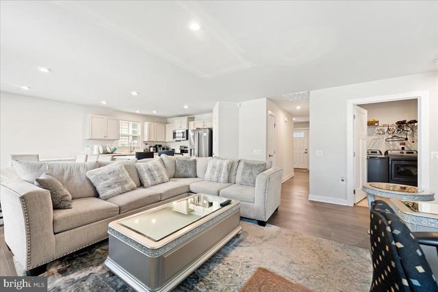 7609 LOUGHTON LN, Spotsylvania, VA 22551