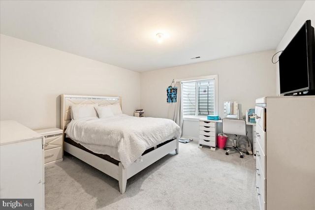 7609 LOUGHTON LN, Spotsylvania, VA 22551