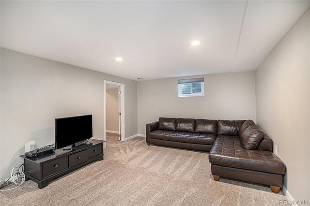 628 S Jasmine Way, Denver, CO 80224