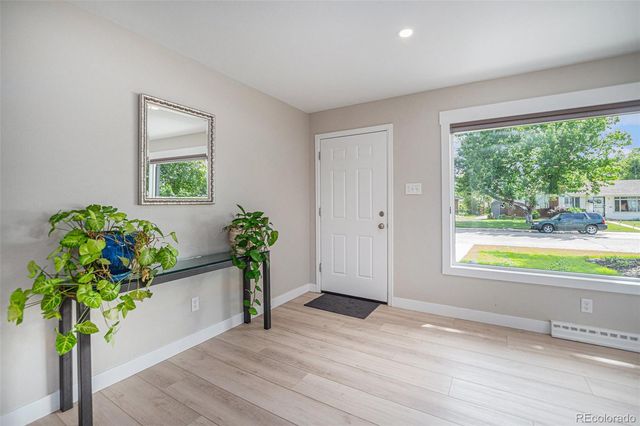 628 S Jasmine Way, Denver, CO 80224