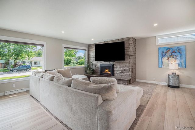 628 S Jasmine Way, Denver, CO 80224