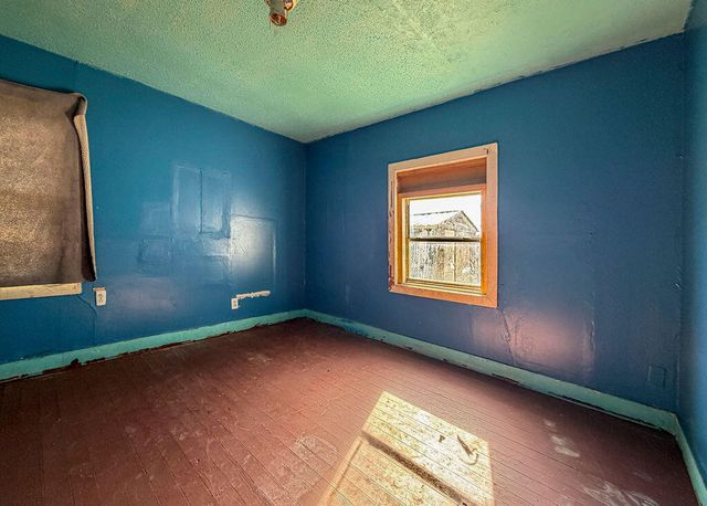 1204 Galveston Street, Plainview, TX 79072