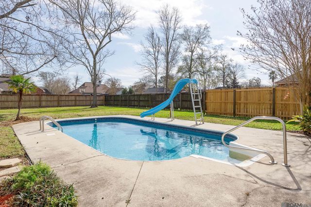 14220 Santa Fe Trail, Prairieville, LA 70769