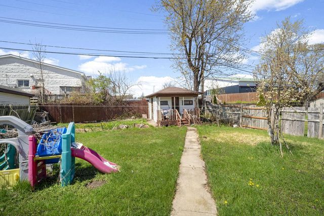 5551 26th STREET, Milwaukee, WI 53221