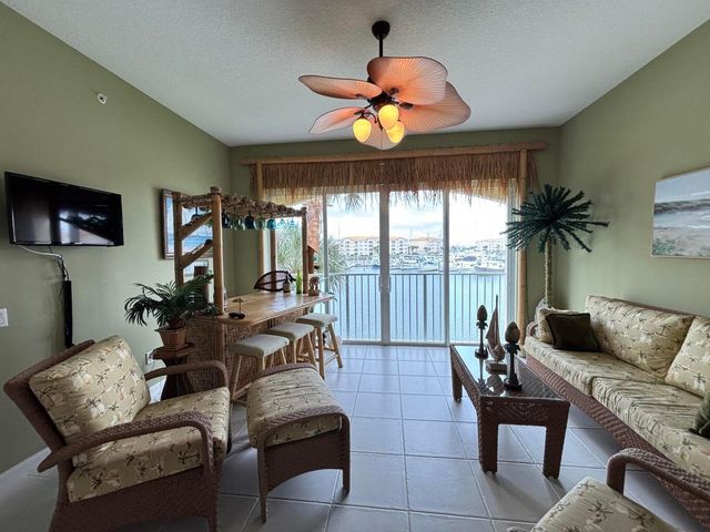 12 Harbour Isle Drive W 204, Fort Pierce, FL 34949