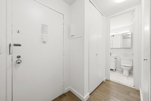 1 Irving Pl Apt U16H, New York City, NY 10003