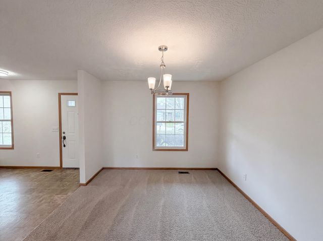 1000 Hidden Cove Way, Columbus, OH 43228