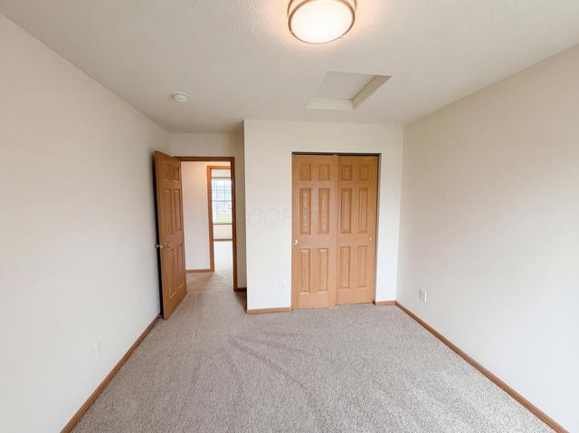 1000 Hidden Cove Way, Columbus, OH 43228