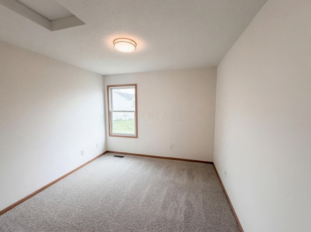 1000 Hidden Cove Way, Columbus, OH 43228