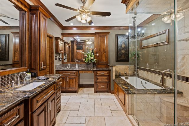 7822 Timber Top, Fair Oaks Ranch, TX 78015