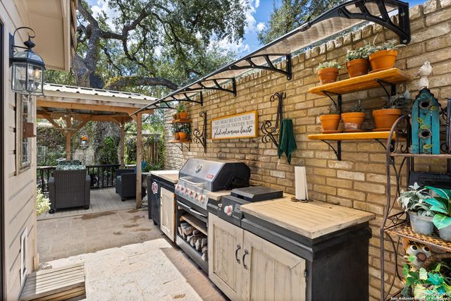 7822 Timber Top, Fair Oaks Ranch, TX 78015
