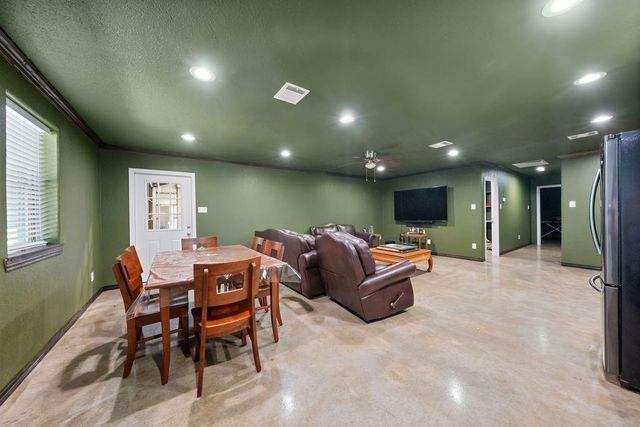 32956 Londonderry Drive, Waller, TX 77484