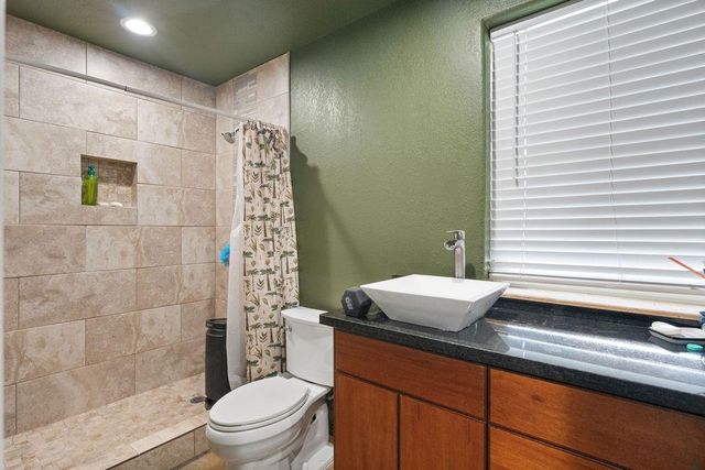 32956 Londonderry Drive, Waller, TX 77484
