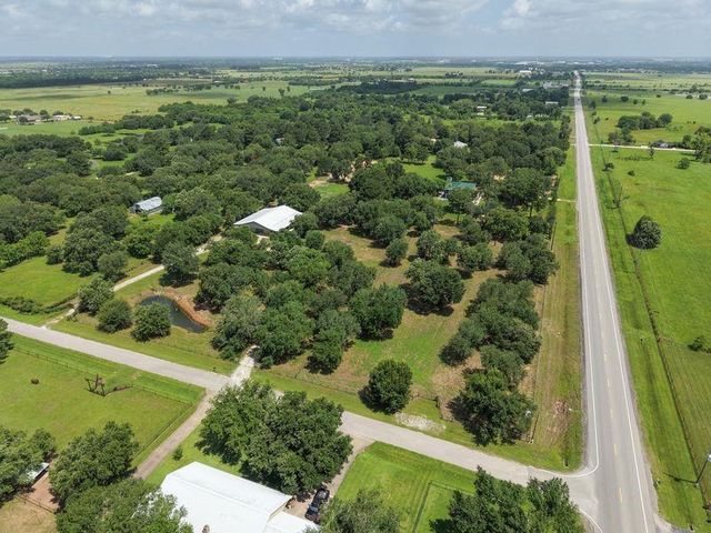 32956 Londonderry Drive, Waller, TX 77484