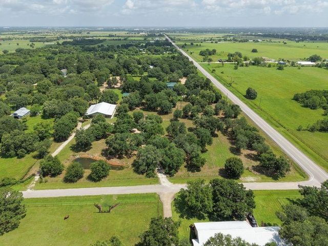 32956 Londonderry Drive, Waller, TX 77484