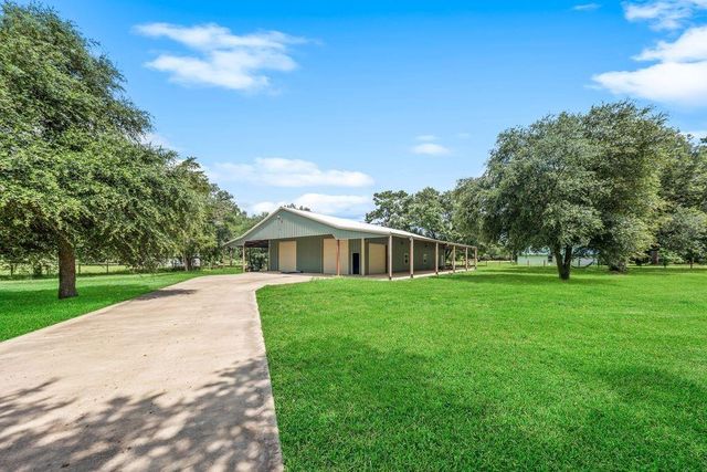 32956 Londonderry Drive, Waller, TX 77484