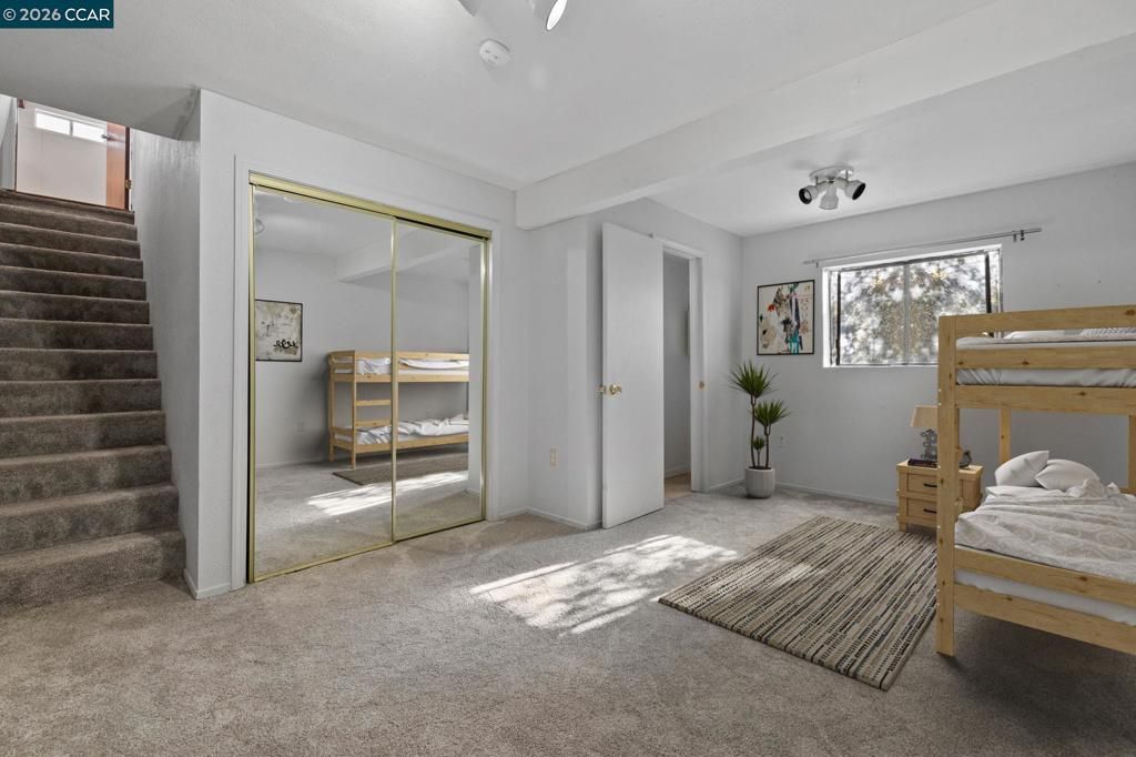 Image 10 of property listing at 18957 Stag Circle, Tuolumne, CA 95579