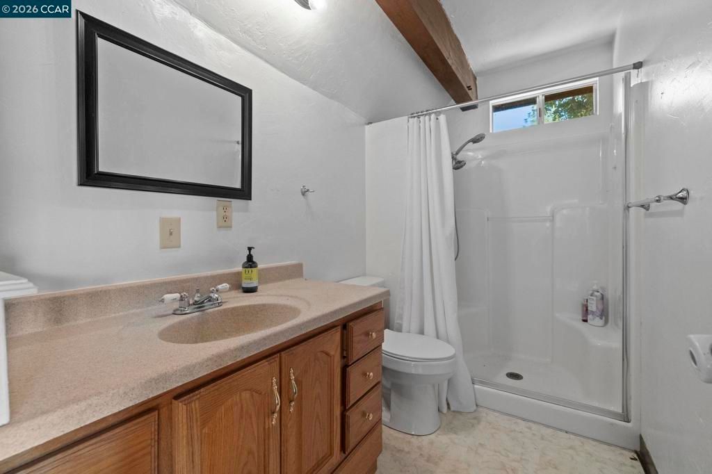 Image 9 of property listing at 18957 Stag Circle, Tuolumne, CA 95579