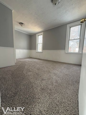 719 S Bond Street, Saginaw, MI 48602