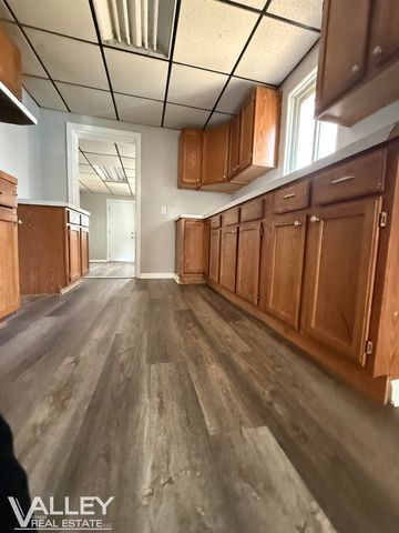 719 S Bond Street, Saginaw, MI 48602