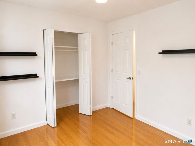 1070 New Haven Avenue 77, Milford, CT 06460