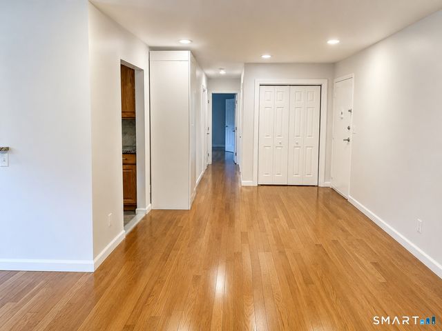 1070 New Haven Avenue 77, Milford, CT 06460