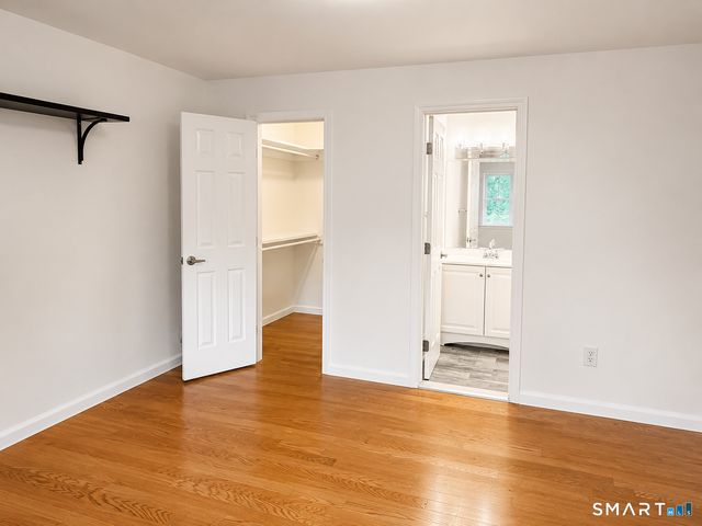 1070 New Haven Avenue 77, Milford, CT 06460