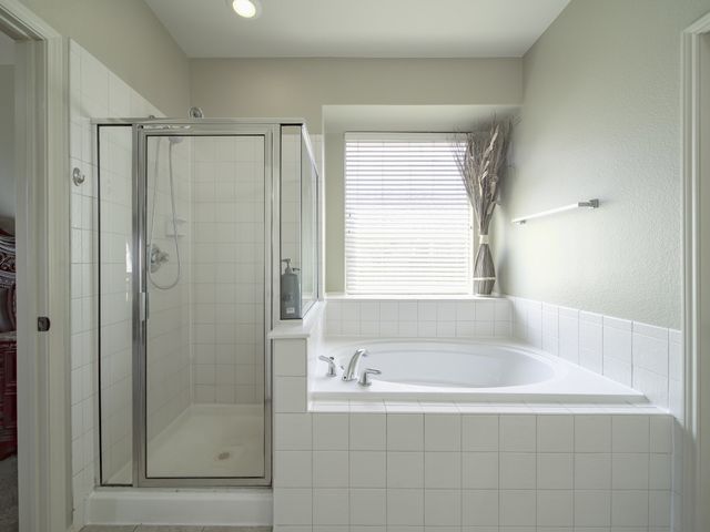 9332 Granger Lane, Fort Worth, TX 76244