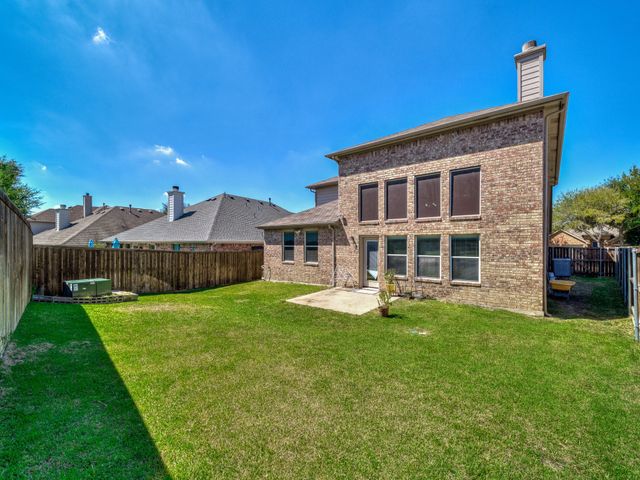 9332 Granger Lane, Fort Worth, TX 76244