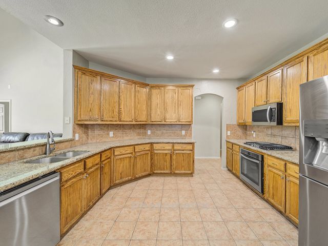 9332 Granger Lane, Fort Worth, TX 76244
