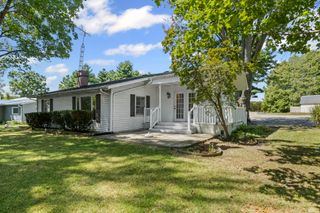 5711 W County Road 1070, Gaston, IN 47342