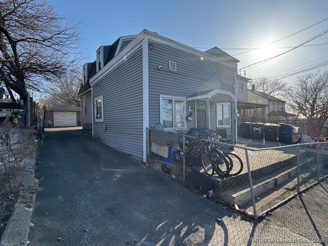 1402 Boston Avenue, Bridgeport, CT 06610