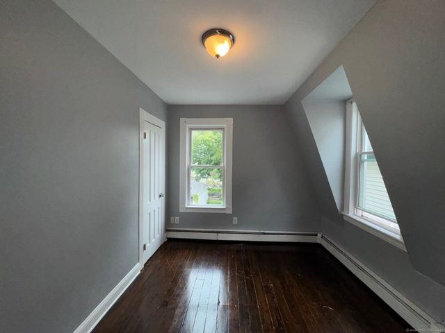 1402 Boston Avenue, Bridgeport, CT 06610