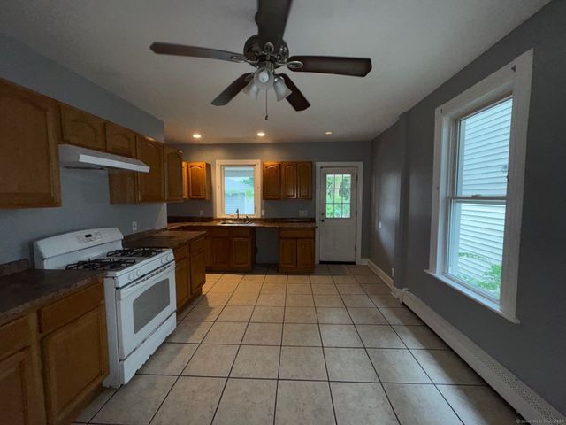1402 Boston Avenue, Bridgeport, CT 06610