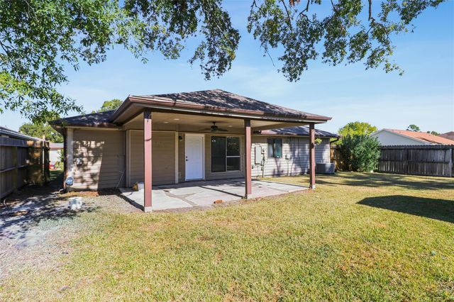 13338 Rampchester Lane, Houston, TX 77015