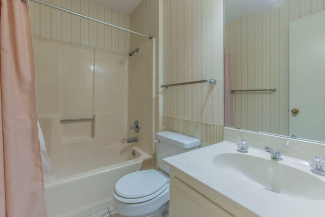 3338 Chimney Place Drive, Waco, TX 76708