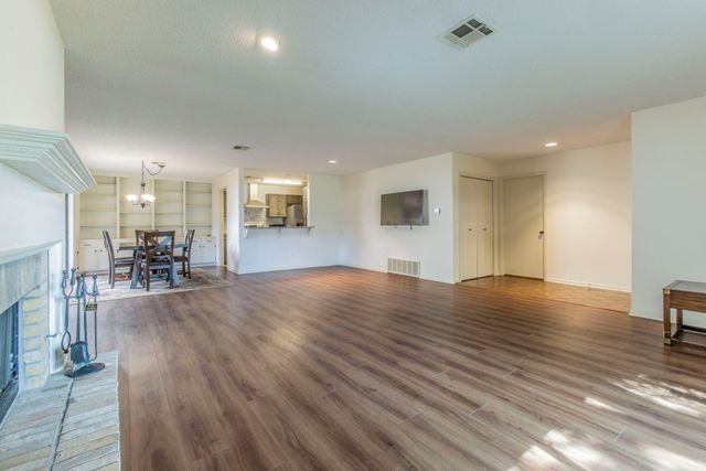 3338 Chimney Place Drive, Waco, TX 76708