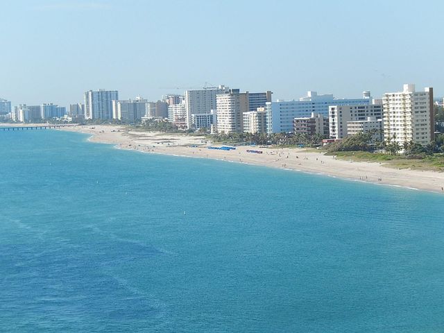 4030 W Palm Aire Drive 101, Pompano Beach, FL 33069