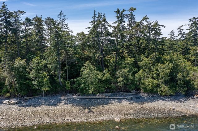 403 Eliza Road, Lopez Island, WA 98261
