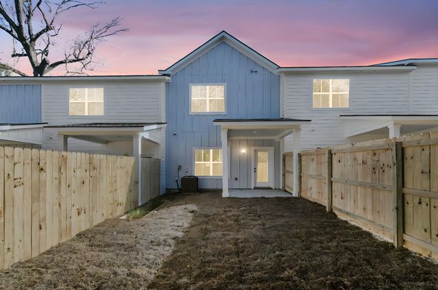 4007 Gravely Avenue, North Charleston, SC 29405