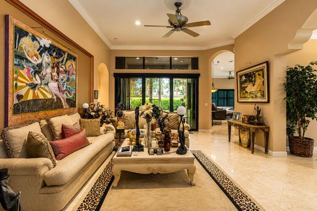 8047 Via Grande, Boynton Beach, FL 33437