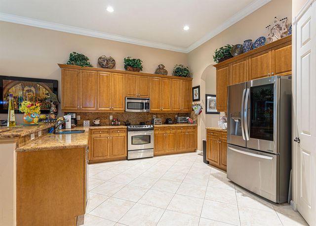 8047 Via Grande, Boynton Beach, FL 33437