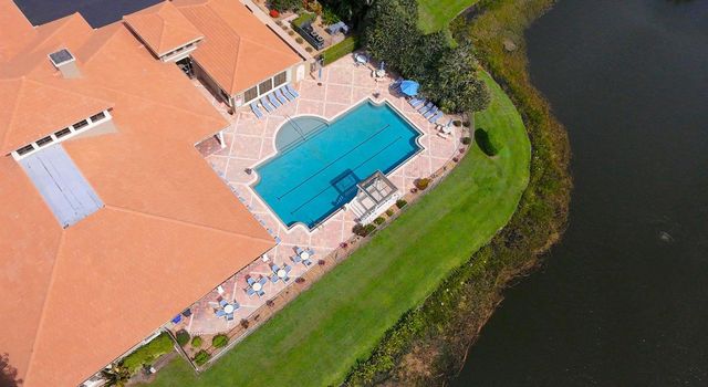 8047 Via Grande, Boynton Beach, FL 33437