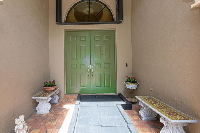 8047 Via Grande, Boynton Beach, FL 33437