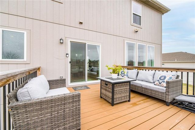 1929 SW Merryman Drive, Lee's Summit, MO 64082